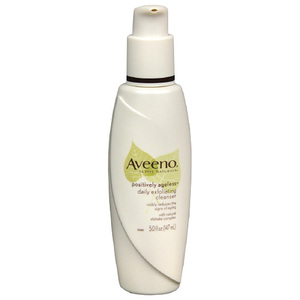 Aveeno Active Naturals Positively Ageless Daily Exfoliating Cleanser