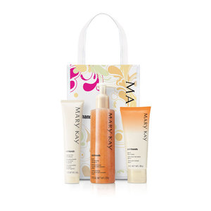 Mary Kay Peach Satin Hands Pampering Set