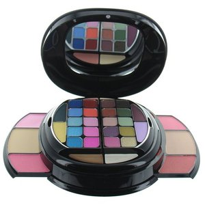 Beauty Revolution Deluxe Makeup Palette 64 Colors
