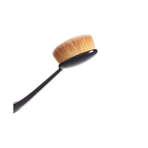 MAC Oval 6 Brush