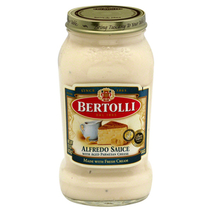 Bertolli Alfredo Sauce with Aged Parmesan Cheese 425g