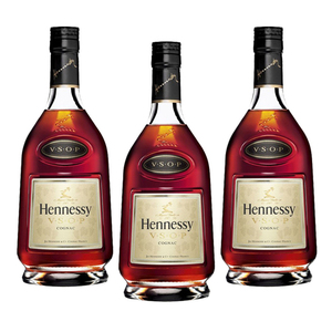 Hennessy V.S.O.P Privilege 3 Pack (700ml per Bottle)
