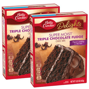 Betty Crocker Super Moist Triple Chocolate Fudge Cake Mix 2 Pack (432g per Pack)