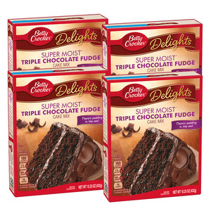 Betty Crocker Super Moist Triple Chocolate Fudge Cake Mix 4 Pack (432g per Pack)